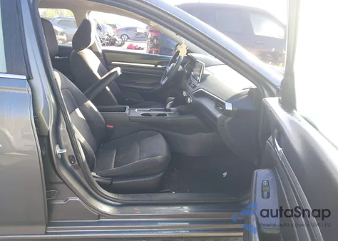 2022 Nissan Altima Sv Fwd z USA, uszkodzony, nr VIN 1N4BL4DV2NN319817